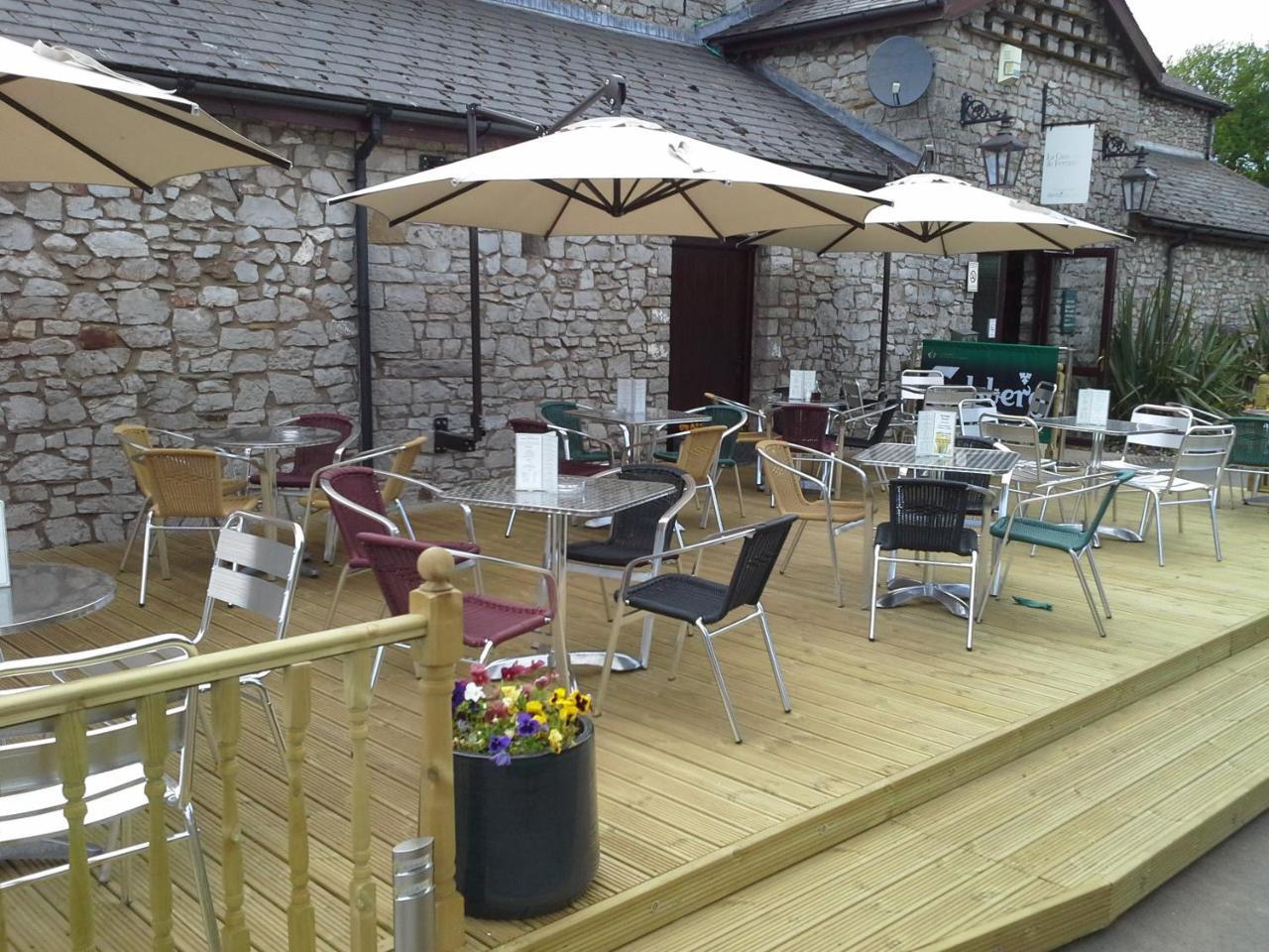 St Mary'S Hotel Golf & Country Club Pencoed Exteriör bild